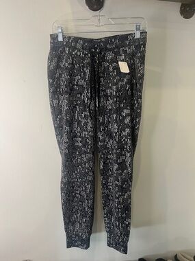 lululemon athletica Black & Gray Patterned Jogger Pants